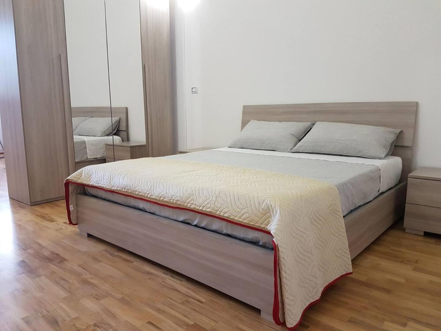 בולוניה Domus Irnerio I Tassa Di Soggiorno Inclusa Nel Prezzo I מראה חיצוני תמונה